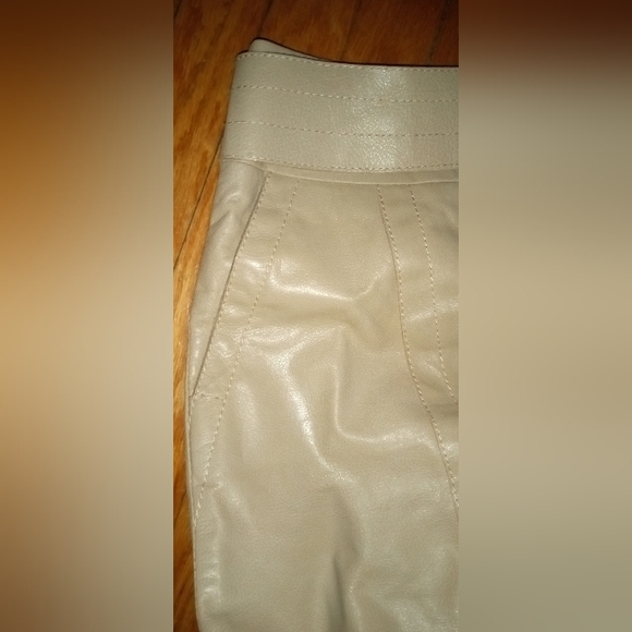 Max Mara leather skirt - Picture 2 of 6